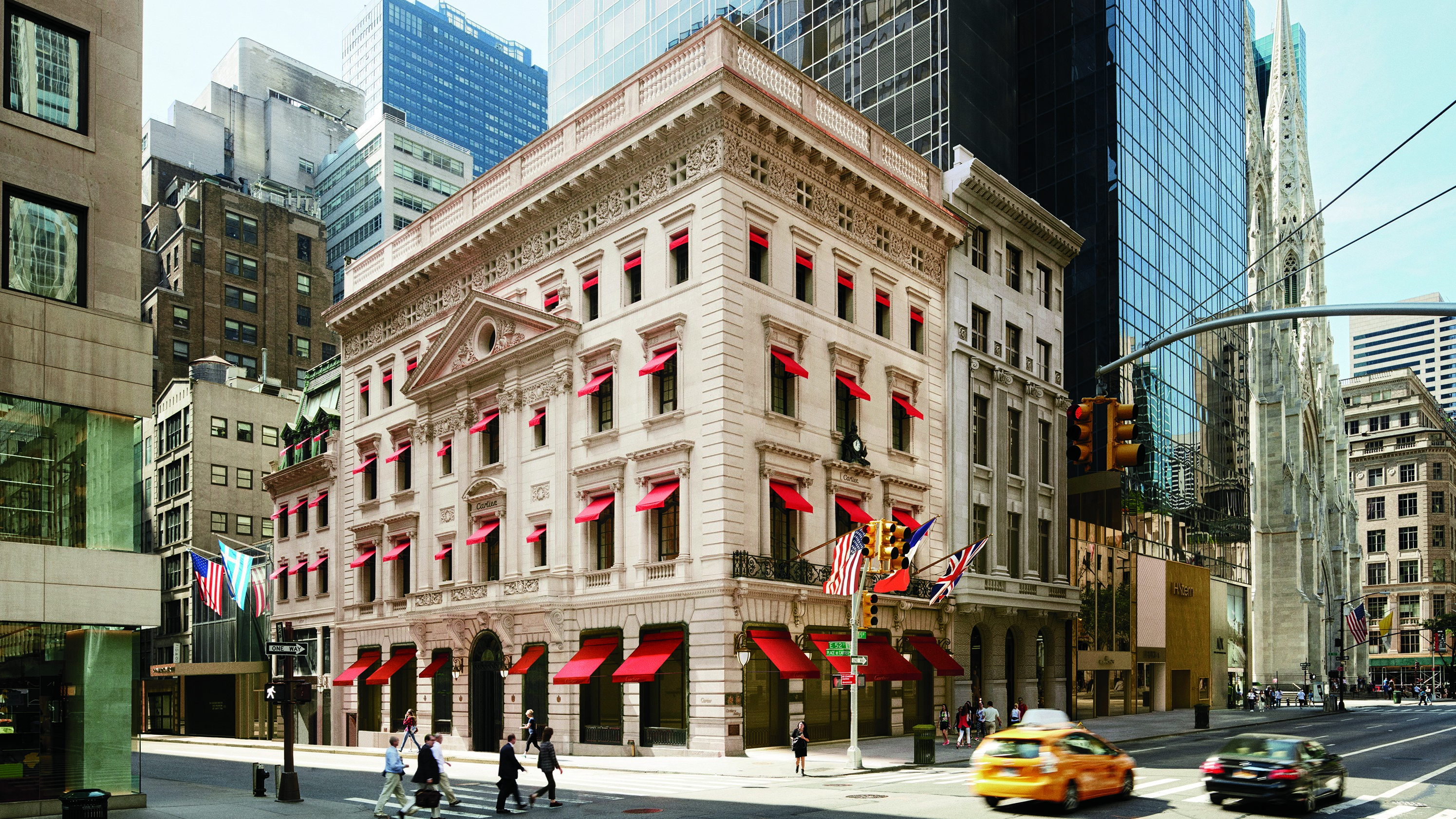Cartier судится с универмагом Saks Fifth Avenue-000.jpg